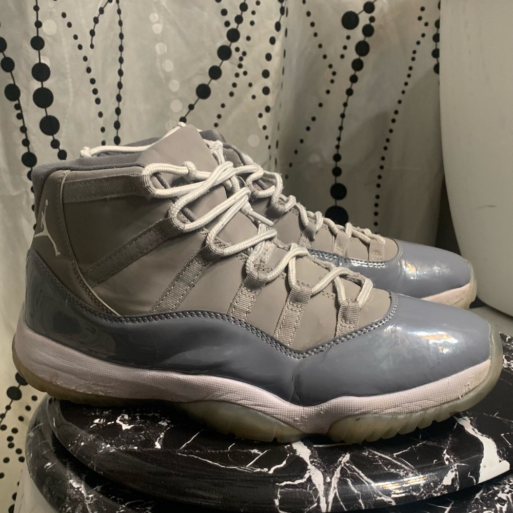 Air Jordan 11 Retro in Cool Grey Patent Leather